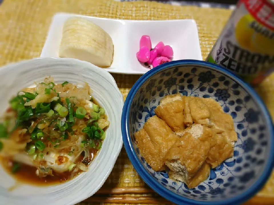 Snapdishの料理写真:★今夜の晩酌★
☆たぬき温豆腐
☆栃尾油揚げの煮物
☆大根の糠漬け/紫蘇ニンニク
☆strongzeroﾀﾞﾌﾙｸﾞﾚﾌﾙ|☆Chieco☆さん