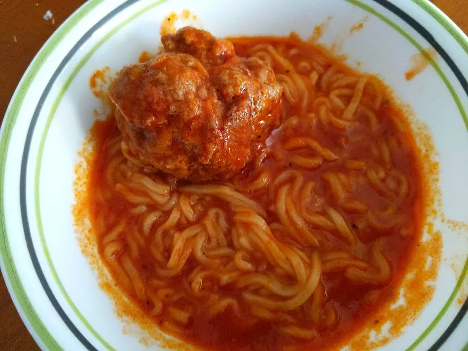 Snapdishの料理写真:Ramen Noodles with Beef Balls in Sauce UIP cookbook pg. 33|knoさん