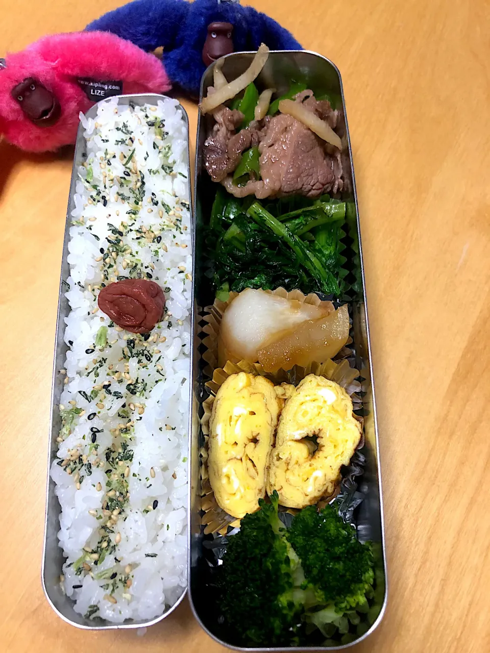 青椒肉絲　春菊炒め　カブ煮　卵焼き　ブロッコリー🥦 弁当|Kumiko Kimuraさん