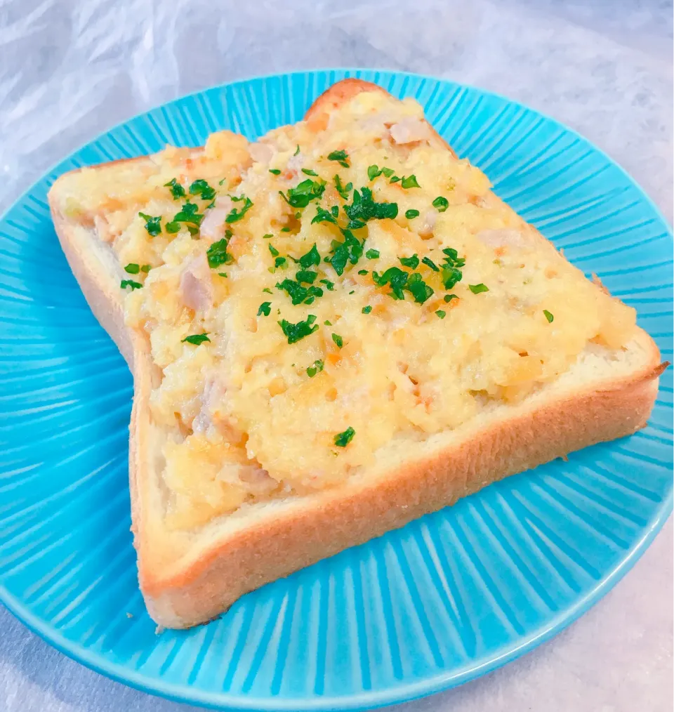 サッポロポテトのツナポテトサラダトースト|かっちゃん杉さん