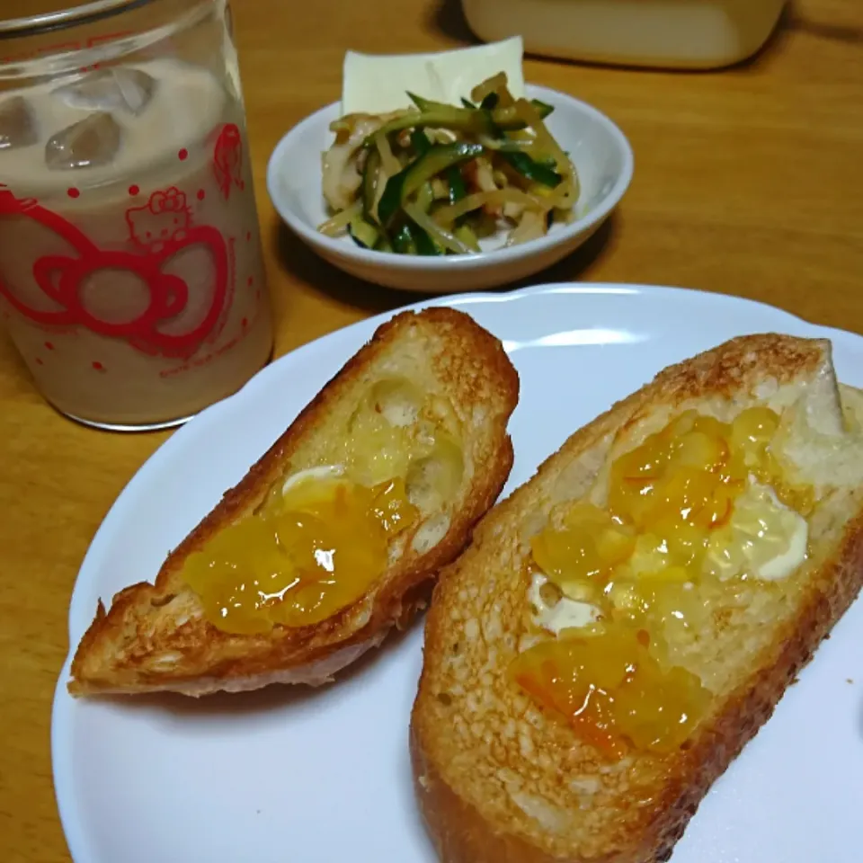 朝食🥖|しまだ ちえこさん