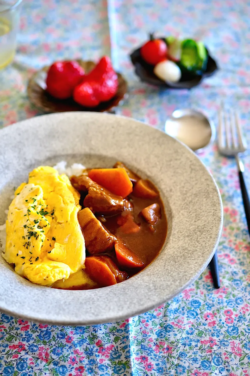 Snapdishの料理写真:オムチーズカレー|kayokoさん