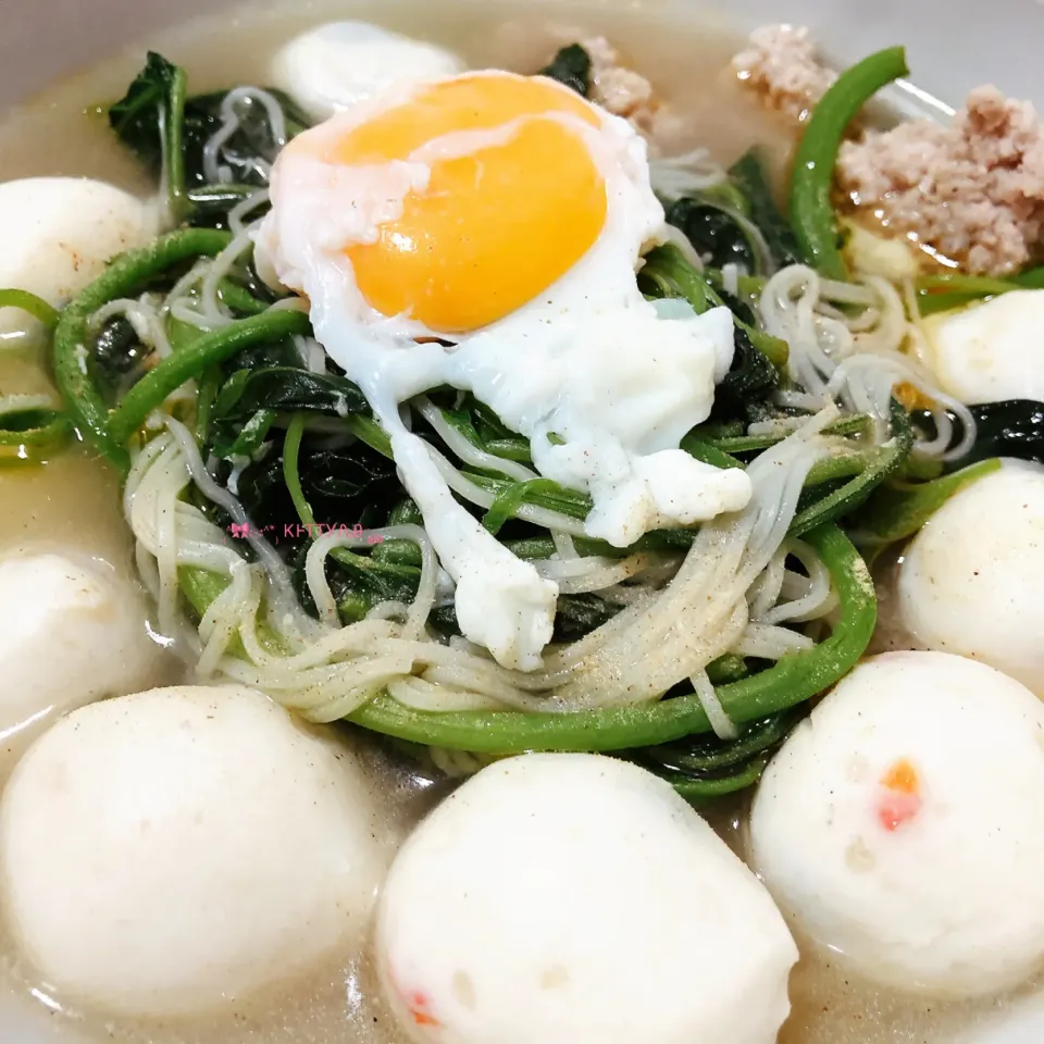 Mee Sua  🐟Ball 🐷Rou duo wan 🥚🥬|🎀Kittyna🌸さん