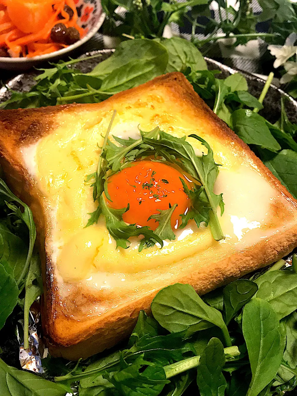 Snapdishの料理写真:天空の城ラピュタのバズーの目玉焼きトースト🍳|🌺🌺Foodie🌺🌺さん