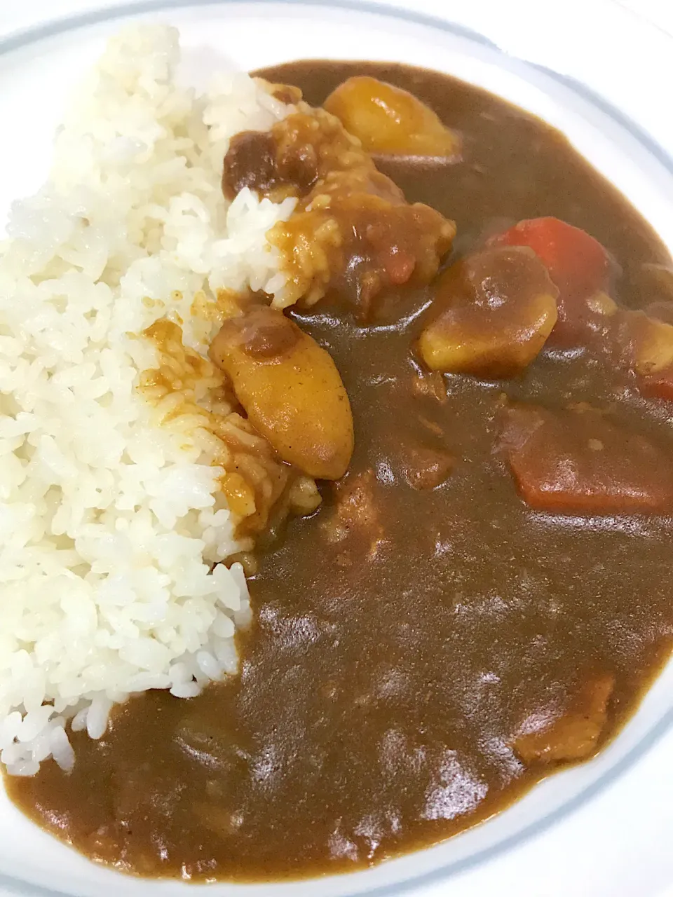 Snapdishの料理写真:二日目カレー♫wwwww|Yoshihiro Andoさん