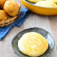 もちもちで美味しい！じゃがいもチーズ餅のレシピ