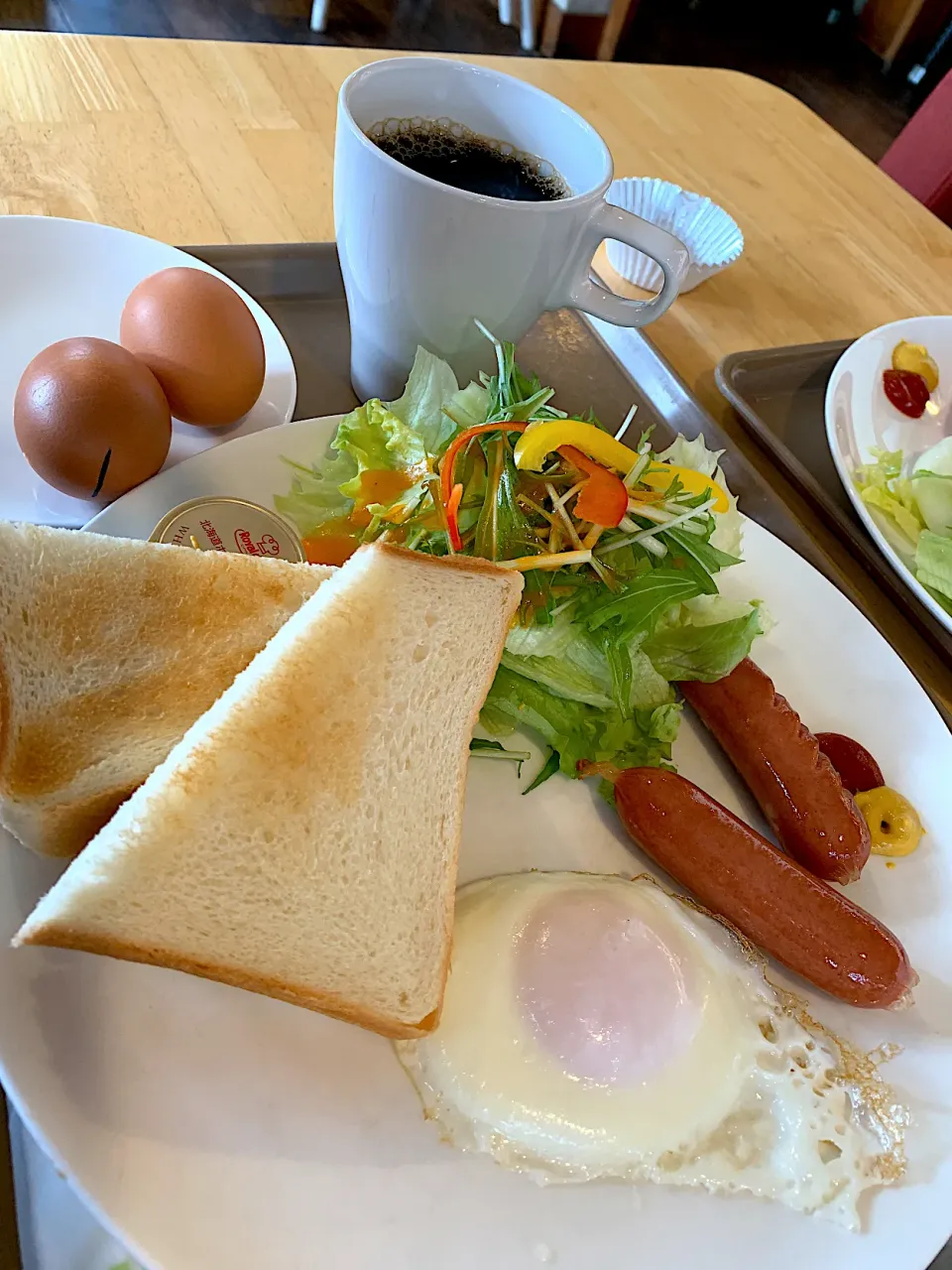 養鶏場でやってるレストランでモーニングプレート|wildcat山猫さん