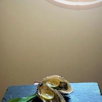 海のミルクが届きました 箱あけてソッコーでつまみ食い 生牡蠣