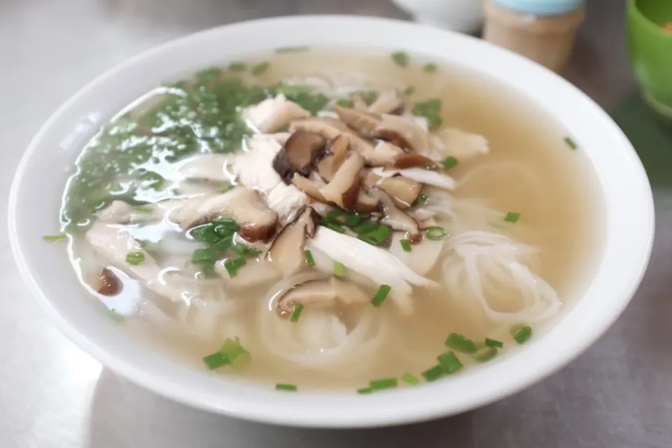 フォー　平めんタイプ　鶏肉と椎茸|織友さん