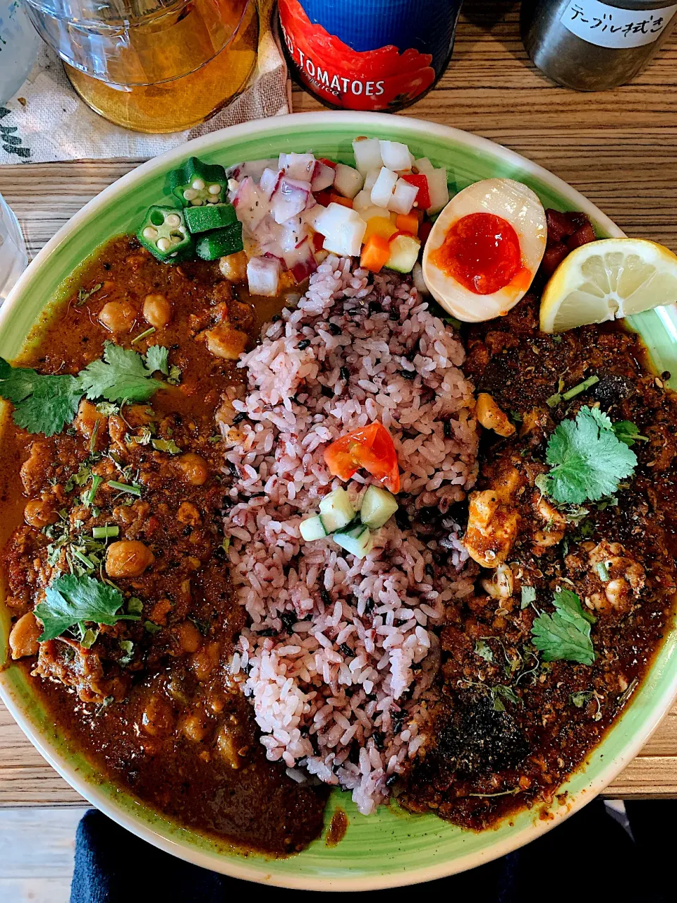 Snapdishの料理写真:天神橋筋五丁目 #ナミニノカレー クワトロチキンカレー  タラの白子の痺れる麻辣カレー あいがけ ¥1200 2020.01.13|papicoさん