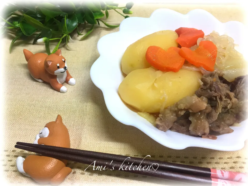 Snapdishの料理写真:牛すじ肉で肉じゃが😉💖|あみさん