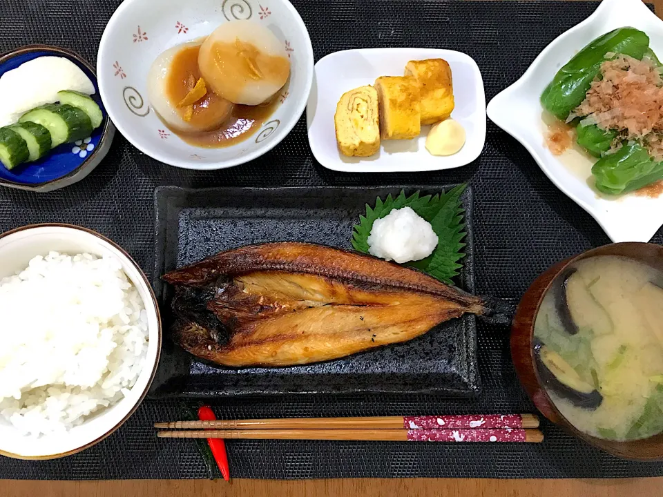 Snapdishの料理写真:ほっけの焼き魚定食|ゆうかさんさん