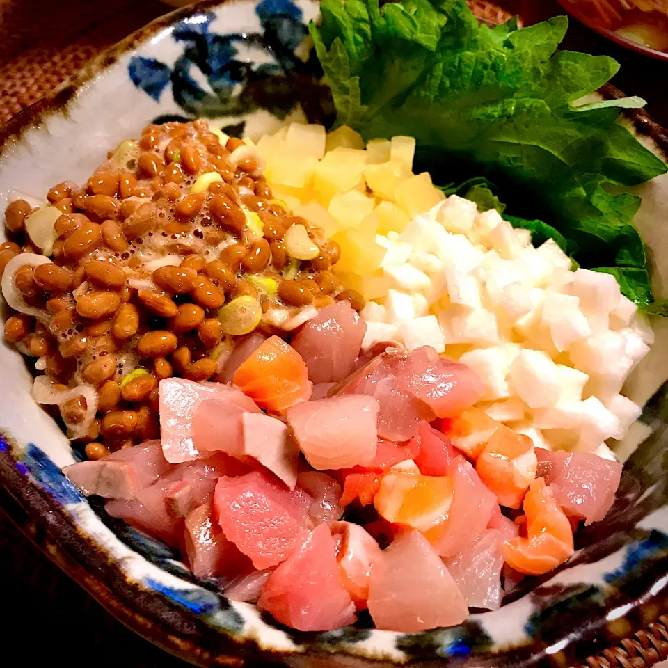 Snapdishの料理写真:ばくだん丼！|chacoさん