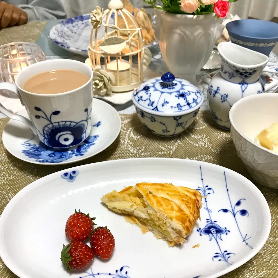 お茶の時間🍰☕️💐|エンジェルさん