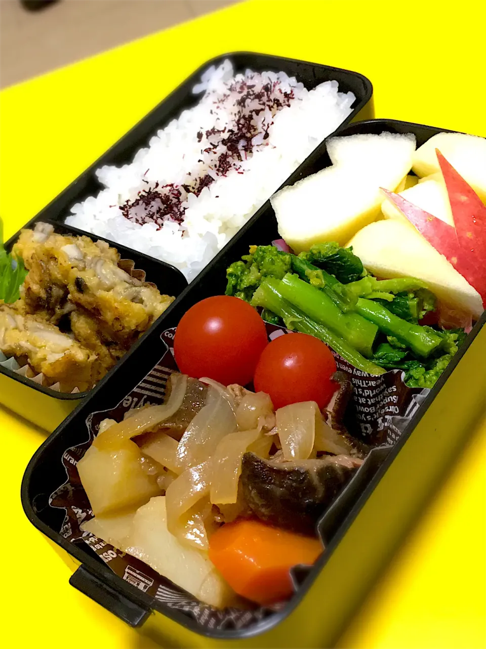 Snapdishの料理写真:昨日の肉じゃが弁当|4jemさん