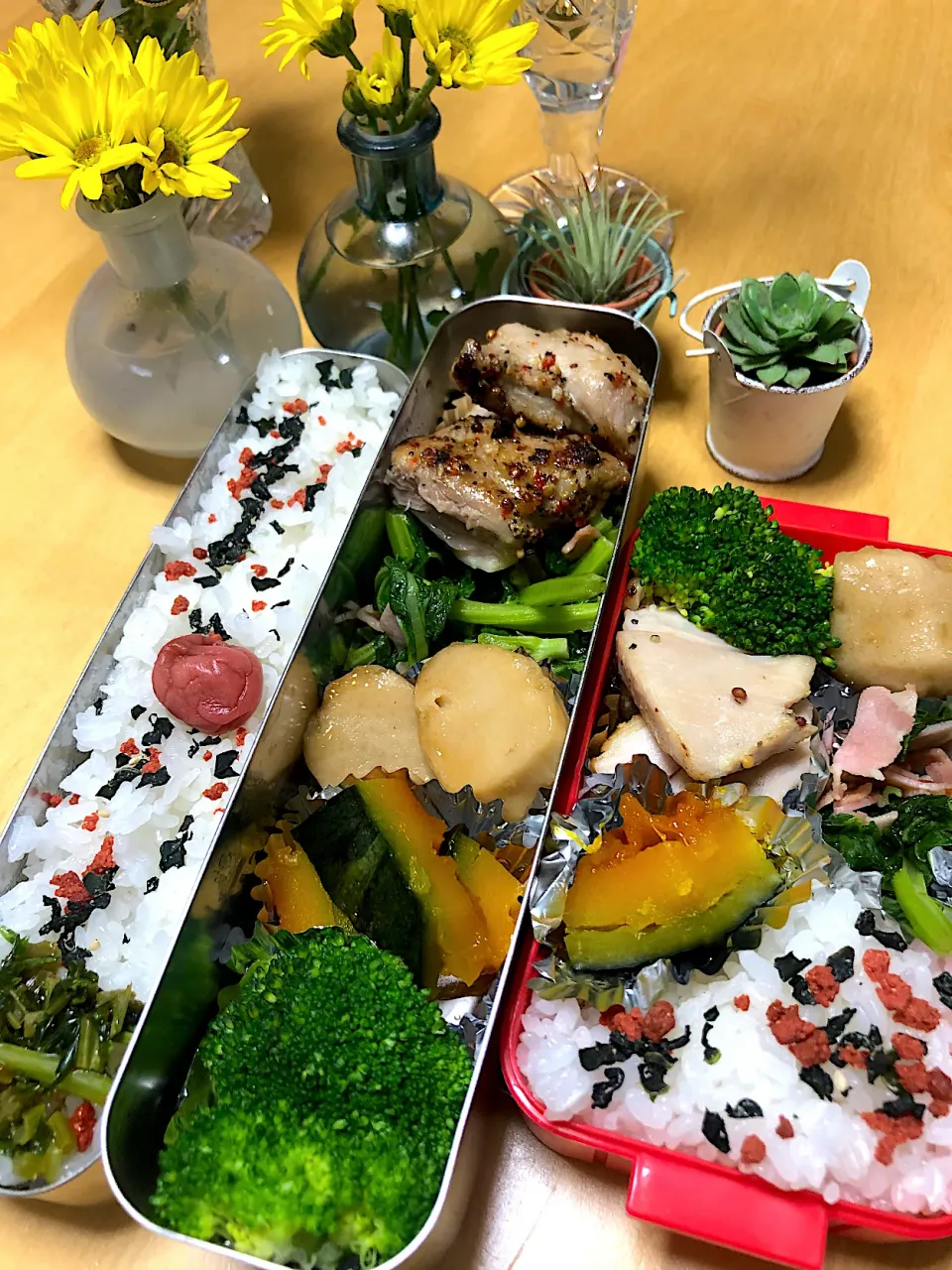 チキンソテー　菜花とベーコンの炒め　里芋煮　かぼちゃ煮　ブロッコリー🥦 弁当|Kumiko Kimuraさん