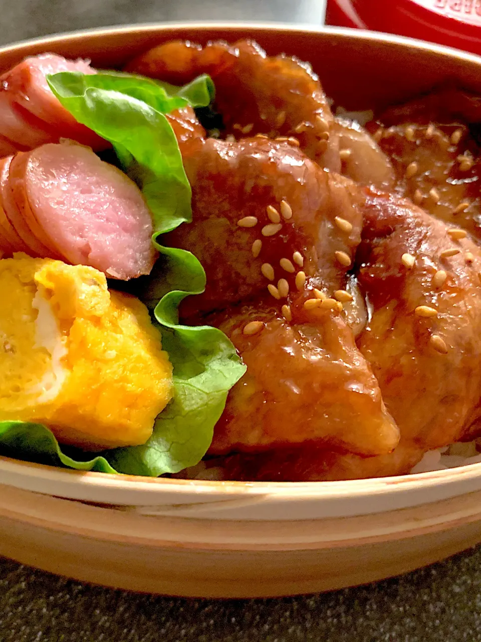 昨日は上の子の成人式で朝からドタバタ……なので今日は下の子のお弁当はごめん……豚丼で簡単メニュー……( ≖_≖​)|Merさん