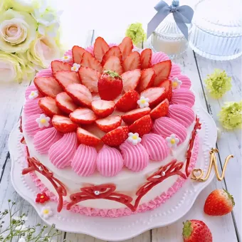 Snapdishの料理写真:ストロベリーケーキ