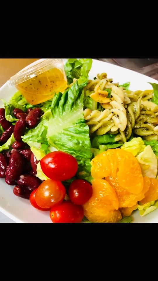 Snapdishの料理写真:Fresh salads - detox before CNY feasting!|karenさん