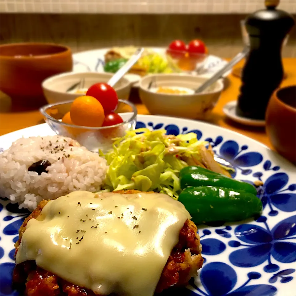 Snapdishの料理写真:おからハンバーグ|むぎこさん