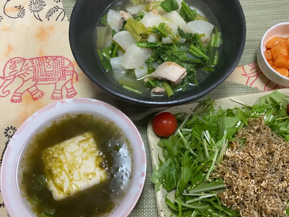 かぶと鶏肉のうま煮、水菜のじゃこサラダ、豆腐ののりあんかけ|peanutsさん