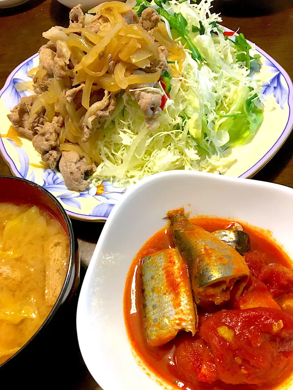 いわしのトマト煮、豚肉コマ生姜焼き、白菜と揚げの味噌汁|ゆうこさん