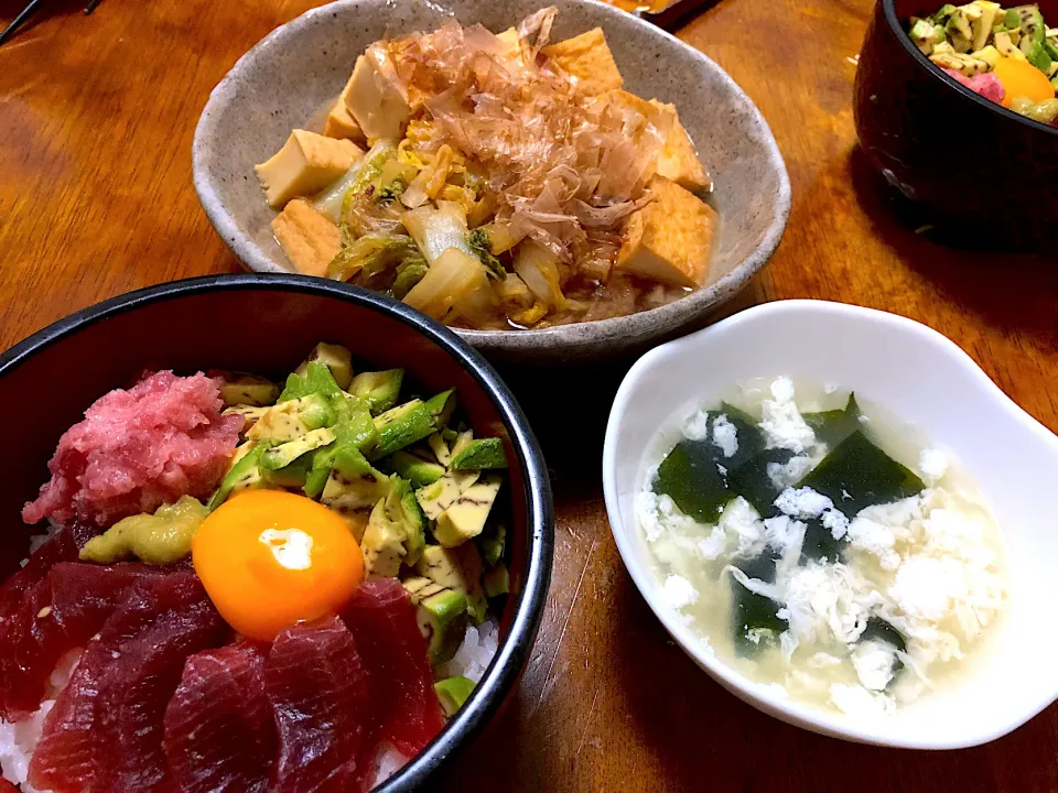 アボカド鮪丼のお夕飯|さんだーさん