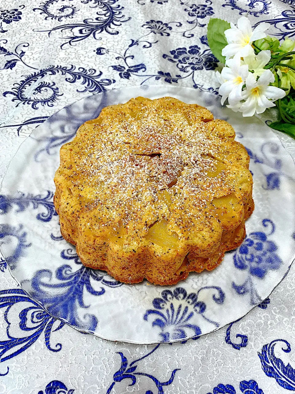 マダム とんちんさんの料理 紅茶とりんごのケーキ|❁︎na--na❁︎Nさん