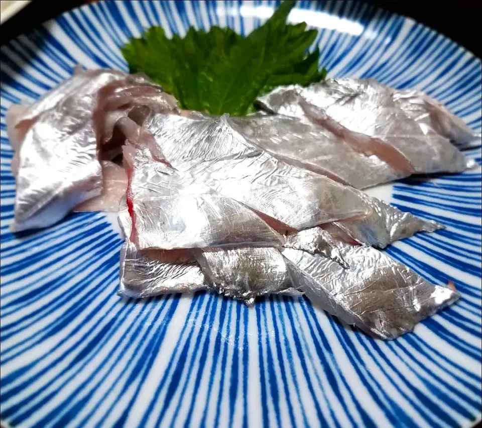 釣り上げた太刀魚のお造り😋|masaki .fさん