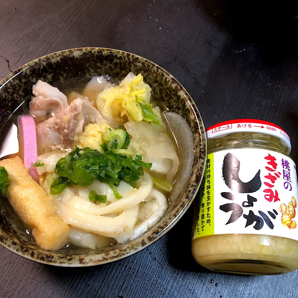 Snapdishの料理写真:うどん出汁でお鍋|りえさん