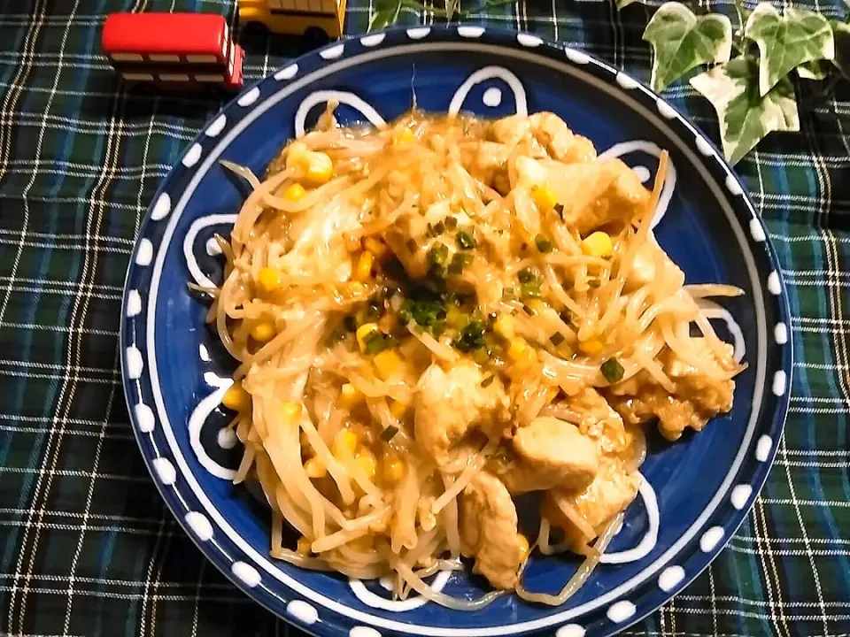 鶏むね肉ともやしのチーズ蒸し|花ママさん