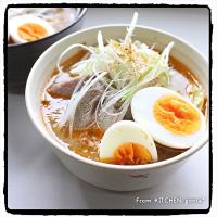 白髪ネギがポイント⁉︎我が家の味噌ラーメン🍜﻿