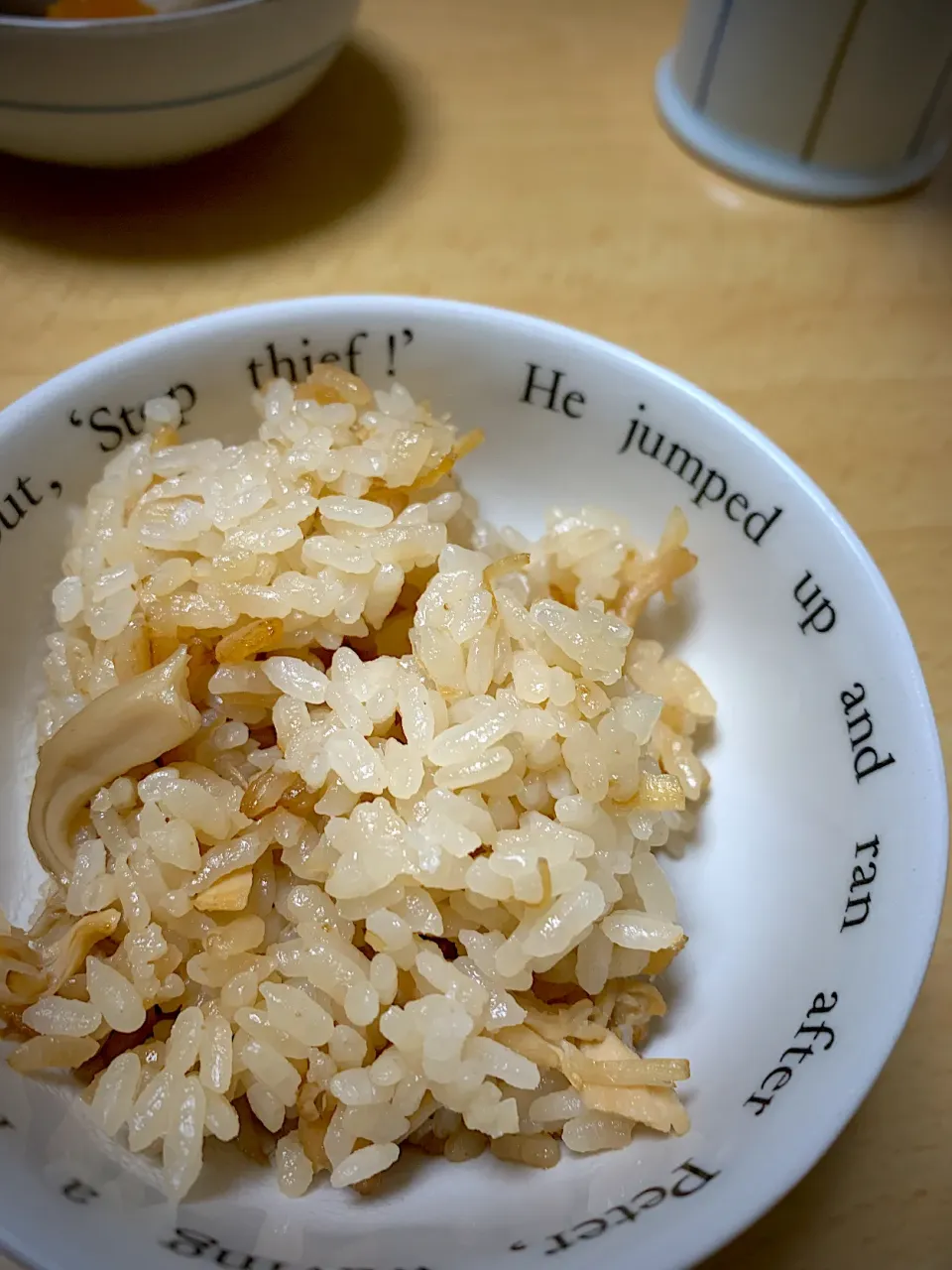 Snapdishの料理写真:舞茸＋サラダチキン炊き込みご飯🍚|mi♡さん