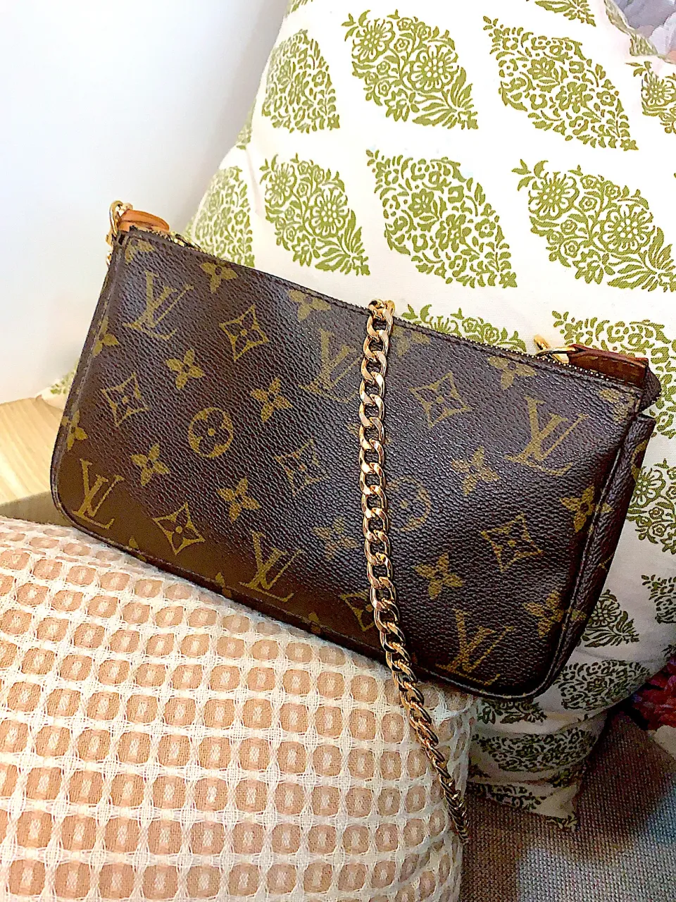 LV Monogram|花花🌹張依鈴さん