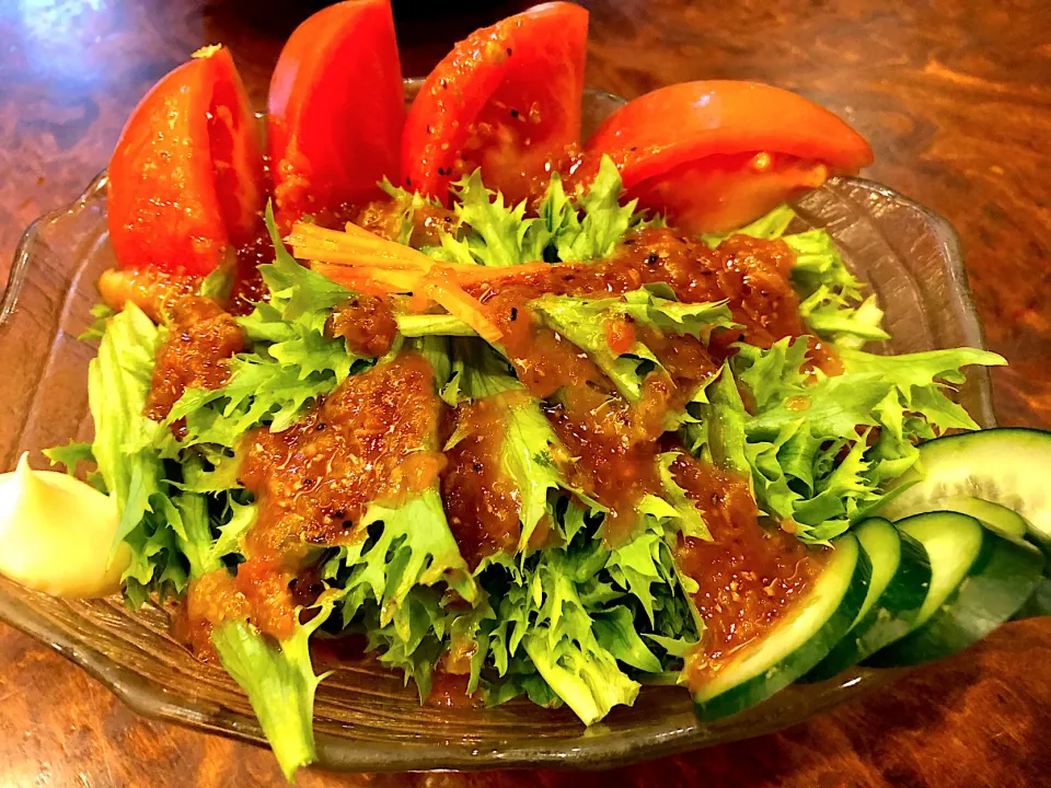 焼鳥屋のサラダ🥗🍅|ゆうじ.さん