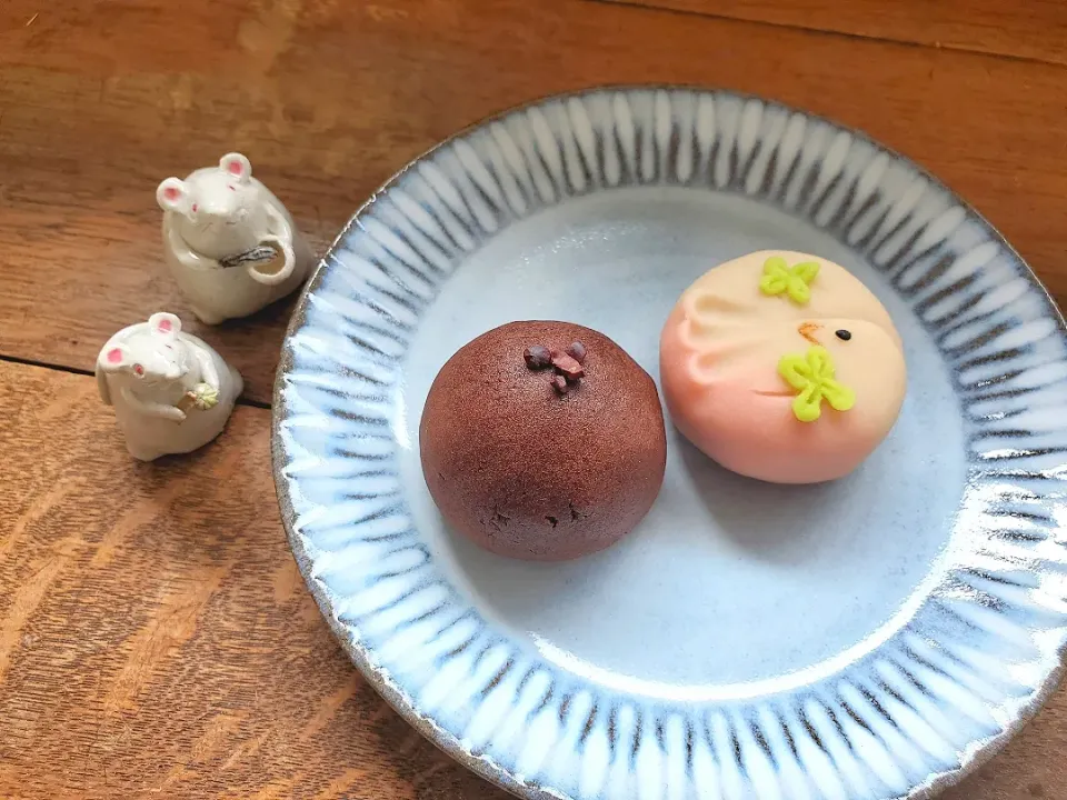 チョコレートの桃山とピンクの鳩の練切り|桜実さん