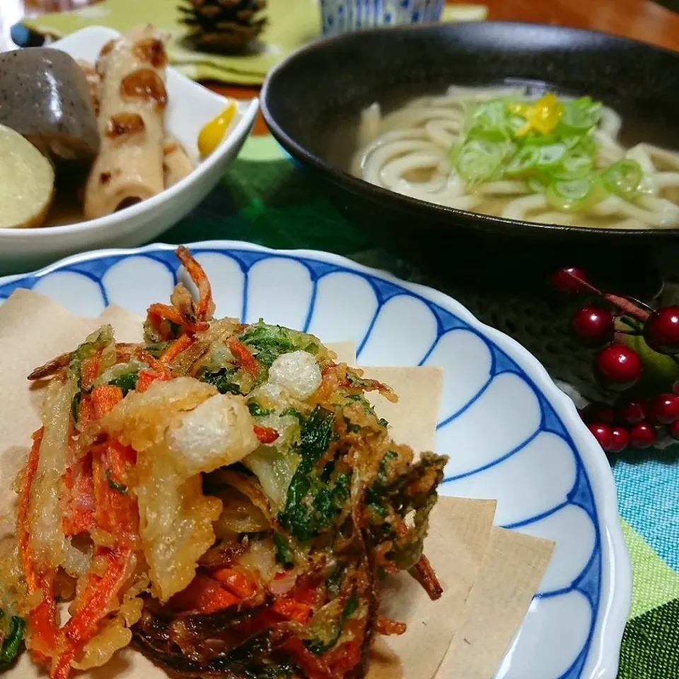 Naomi Furuyaさんの料理 山本真希さんの料理 鶏むね肉ときのこの生姜炒め・餅と旬野菜のかき揚げ・まりひめ苺|とまと🍅さん