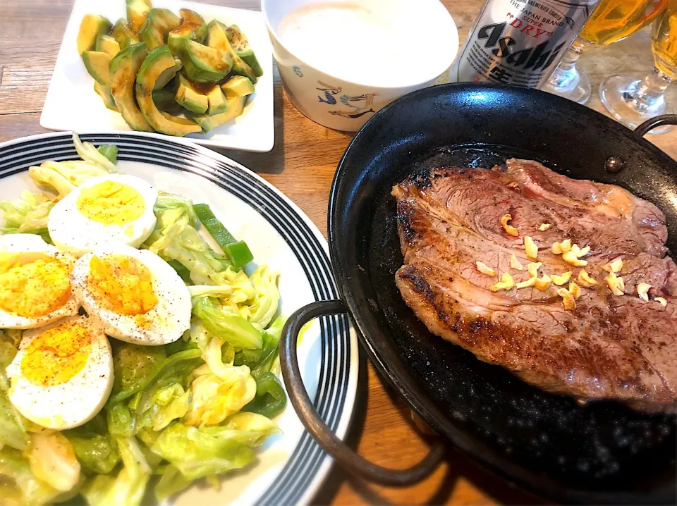 明日からの一週間に備えて“ステーキ”！　　　　自家製アボカドのワサビ醤油|じゅんさんさん