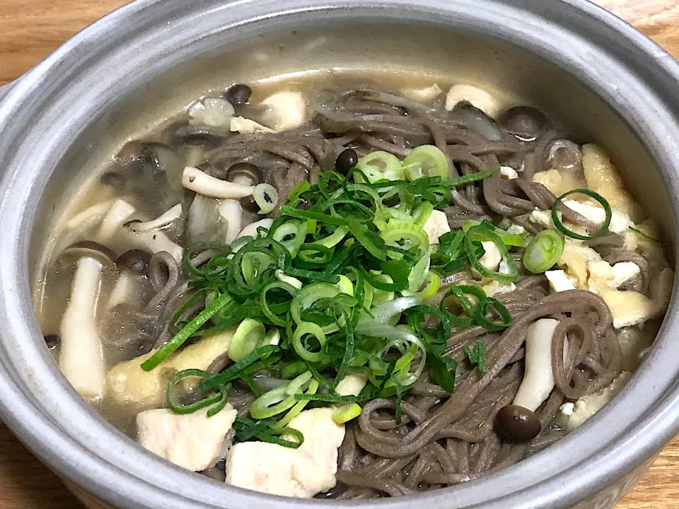 ☆味の素 鍋キューブ 鯛と帆立の極みだし鍋で簡単蕎麦|まぁたんさん