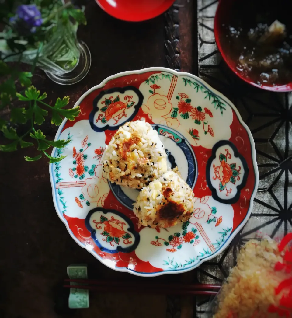 リサイクル鮭節とチーズの焼きおにぎり|sophia.kamさん