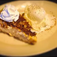 Caramel Apple Crisp Cheesecake A la mode|Chad Hatter Andersonさん