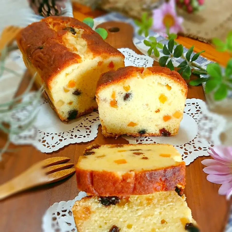 ラム酒漬けフルーツパウンドケーキ♪|とまと🍅さん