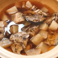 土鍋で作るブリ大根🐟😋