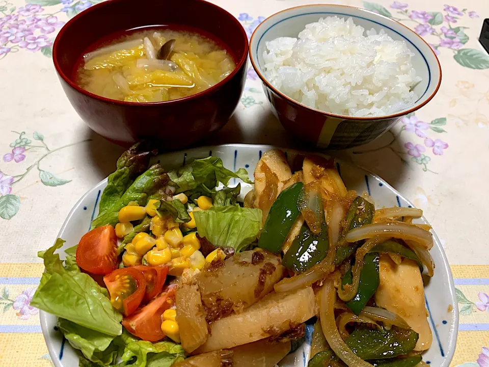 朝ごはん、ソーセージ生姜焼き|Isimura Hidekiさん