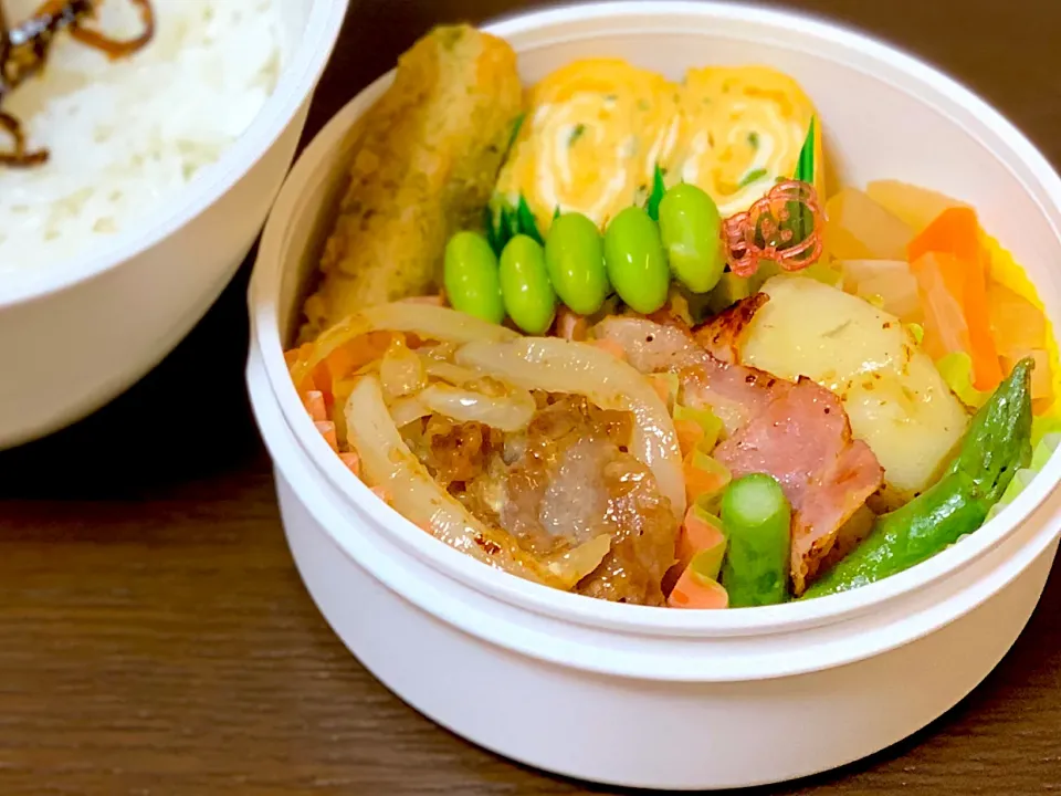 Snapdishの料理写真:🌸 豚肉の味噌だれ炒め弁当 🌸|たんちゃんさん