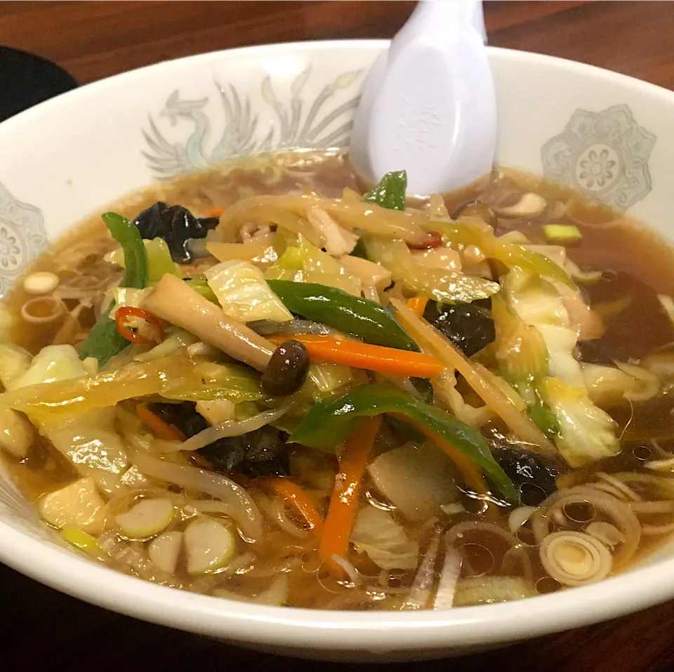 晩ごはん⭐️⭐️⭐️                                              野菜炒めラーメン。(^_^)a|ぽんたさん