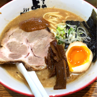 とんこつラーメン