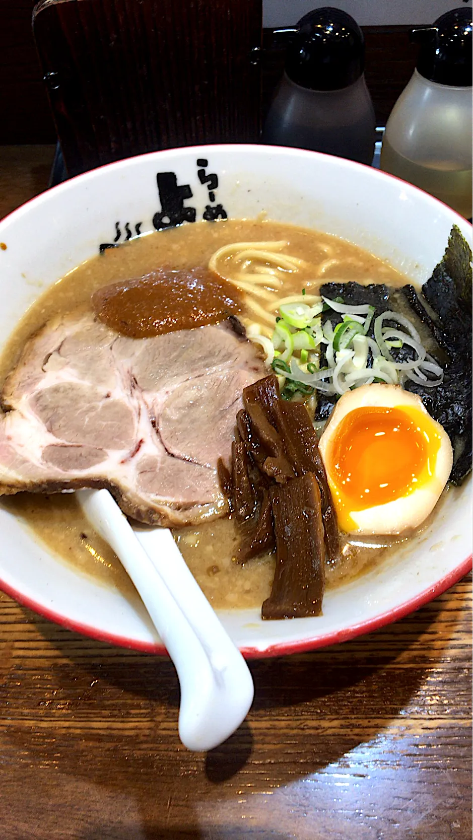 Snapdishの料理写真:とんこつラーメン|みーさん