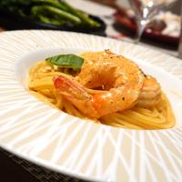 海老とバジルのトマトクリームパスタ
