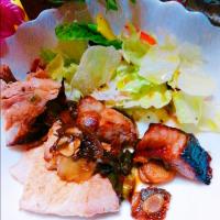 通院帰り業務スーパーで豚ロース買っちゃた900g☺️

めっちゃ柔らかい焼豚( ˘ ³˘)♥オーブンレンジで焼きました🤩🍷🍷🎶